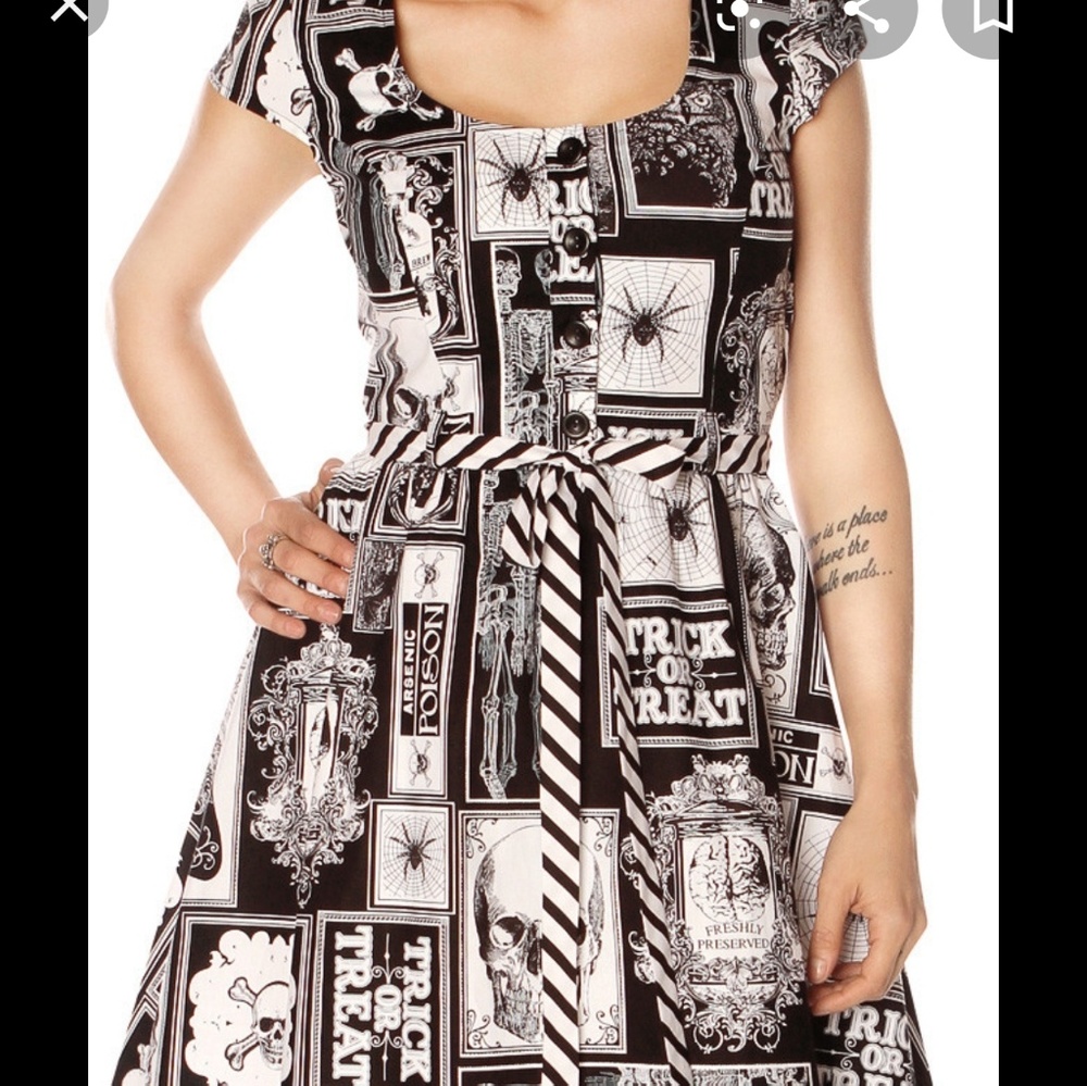 Folter Here Comes Halloween dress no belt